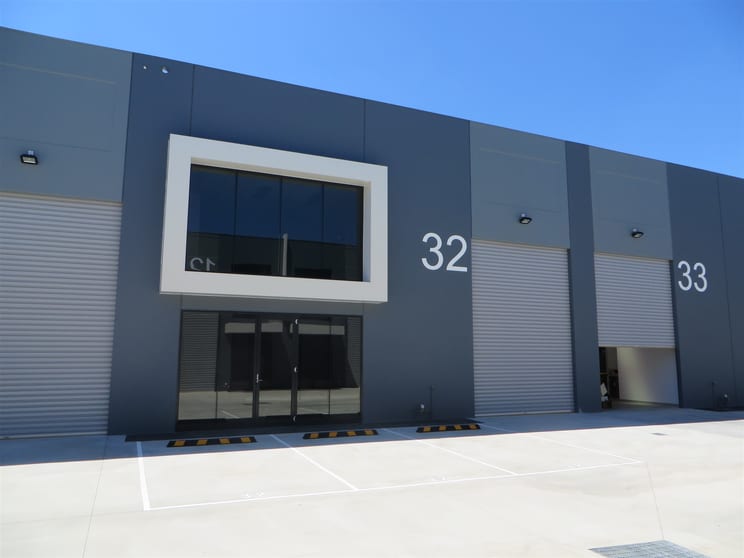 Click to view all images 32/1470 Ferntree Gully Road Knoxfield VIC 3180 - Image 1