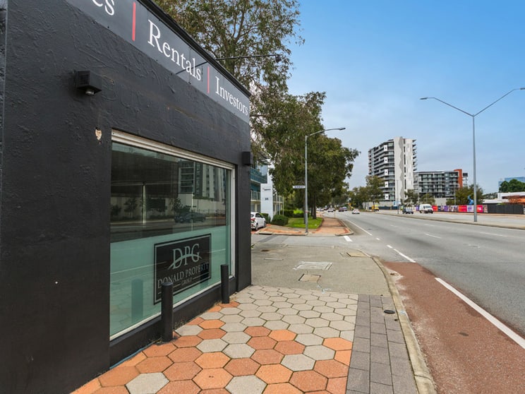 Click to view all images 37 Great Eastern Highway Rivervale WA 6103 - Image 2