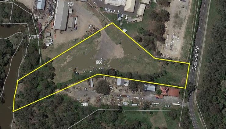 Click to view all images 251 Queens Road Kingston QLD 4114 - Image 1