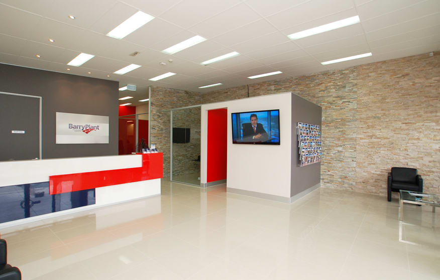 Click to view all images 1/828 Pascoe Vale Road Glenroy VIC 3046 - Image 2