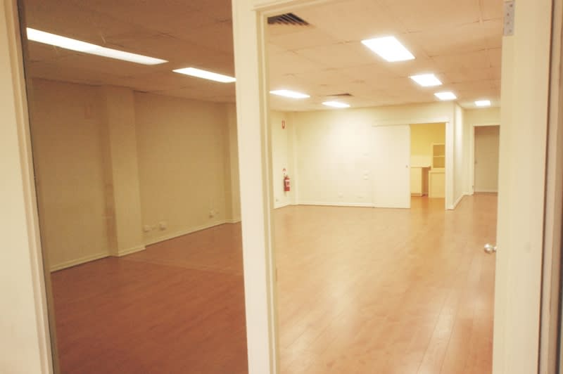 Click to view all images 9 Calton Street Port Adelaide SA 5015 - Image 2