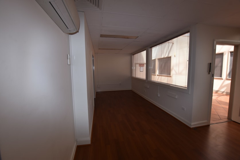 Click to view all images 3/407-409 Bong Bong Street Bowral NSW 2576 - Image 3