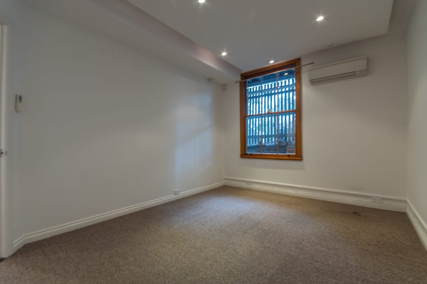 Click to view all images 3/19 Enoggera Tce Red Hill QLD 4059 - Image 3