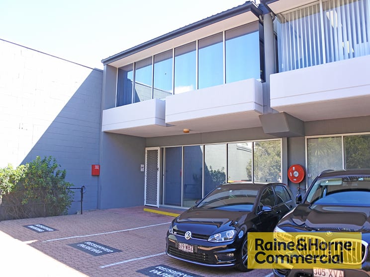 Click to view all images Fort Lane Milton QLD 4064 - Image 1