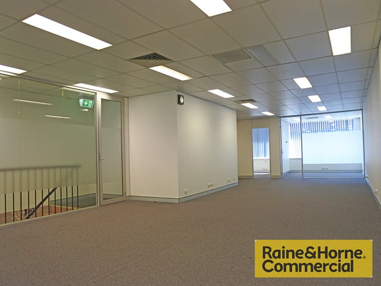Click to view all images Fort Lane Milton QLD 4064 - Image 3