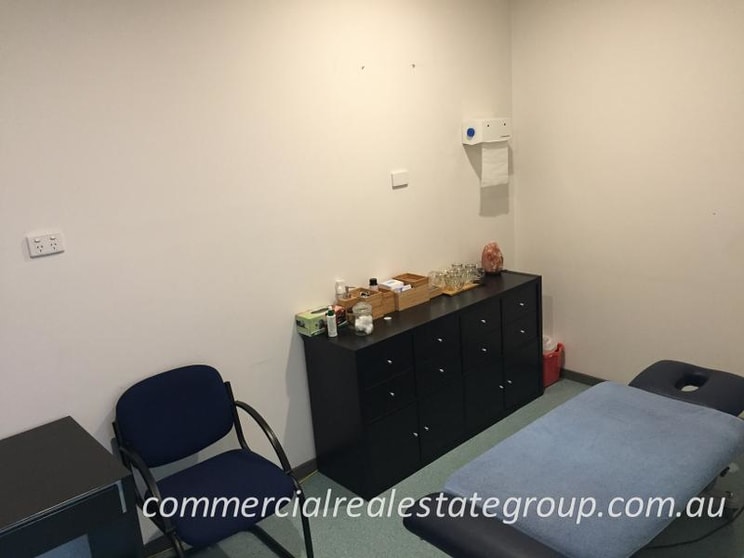 Click to view all images Preston VIC 3072 - Image 3