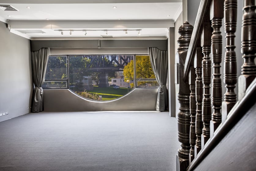 Click to view all images Milsons Point NSW 2061 - Image 2