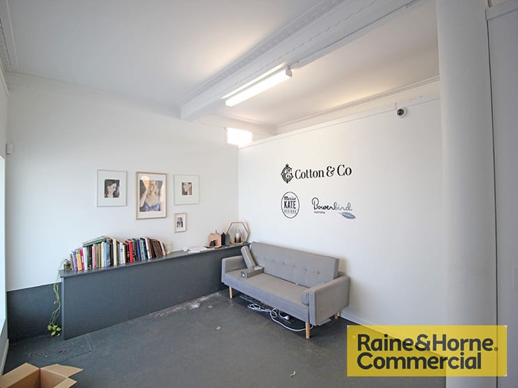 Click to view all images 45 Royal Parade Banyo QLD 4014 - Image 2