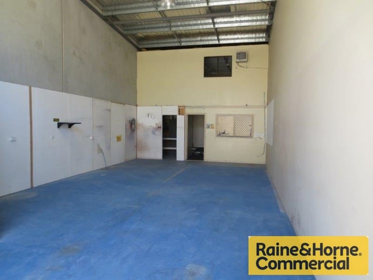 Click to view all images 8/3 Industry Place Capalaba QLD 4157 - Image 3