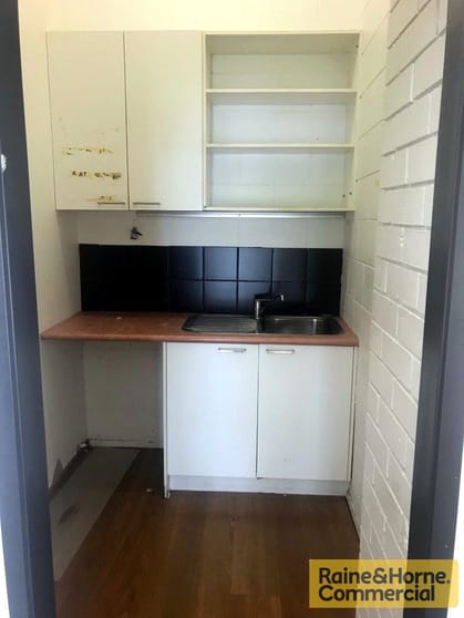 Click to view all images Shop 2A/22 Redland Bay Road Capalaba QLD 4157 - Image 3