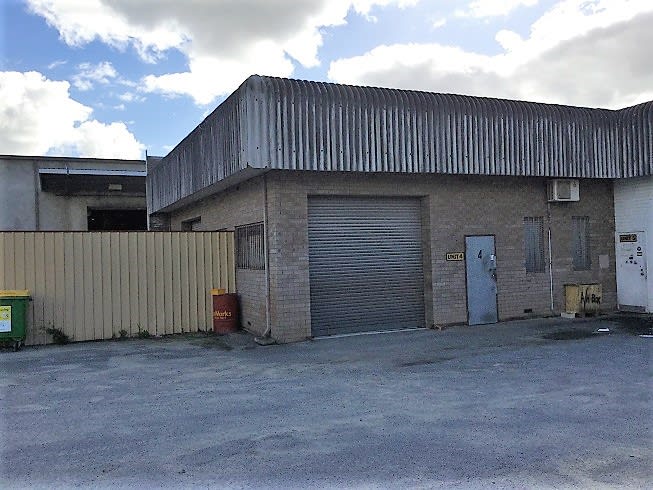 Click to view all images 4/266 Welshpool Road Welshpool WA 6106 - Image 1