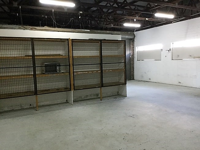 Click to view all images 4/266 Welshpool Road Welshpool WA 6106 - Image 2