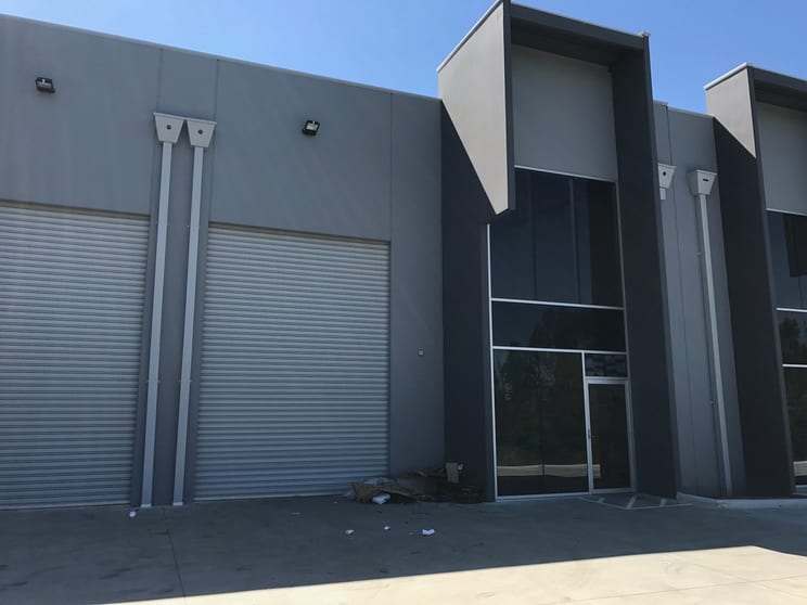 Click to view all images 20/21 Mills Road Dandenong VIC 3175 - Image 1