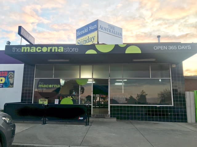 Click to view all images 7 Macorna Street Watsonia VIC 3087 - Image 1