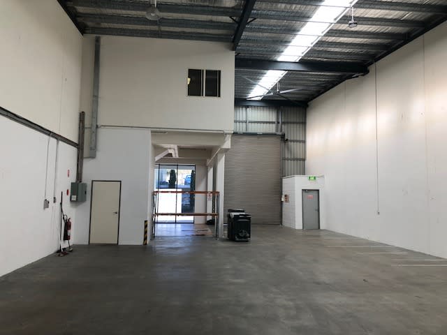 Click to view all images Narabang Way Belrose NSW 2085 - Image 2
