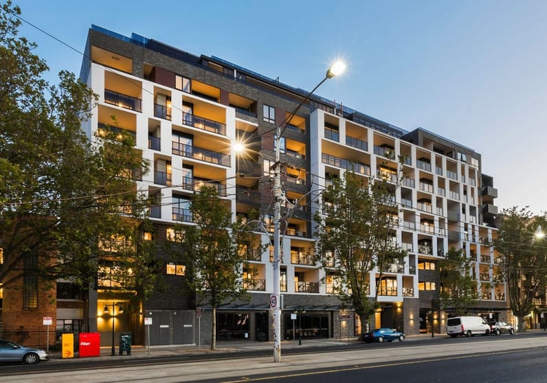 Click to view all images 1/181 Fitzroy Street St Kilda VIC 3182 - Image 1