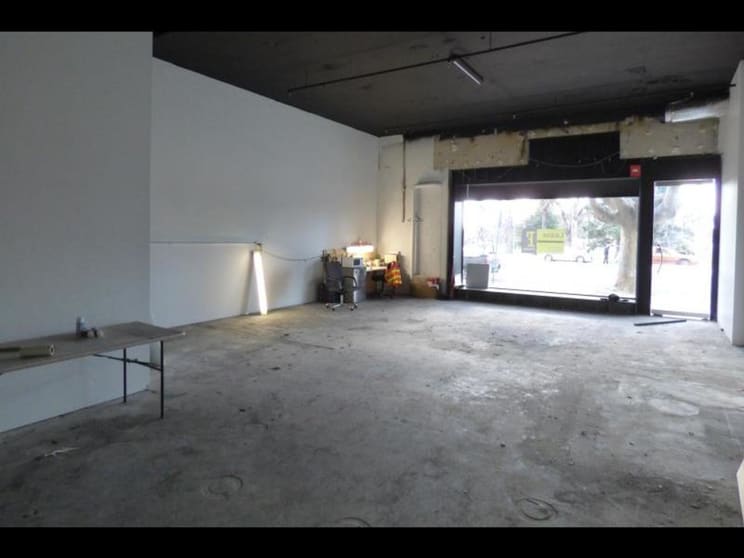 Click to view all images 1/181 Fitzroy Street St Kilda VIC 3182 - Image 3