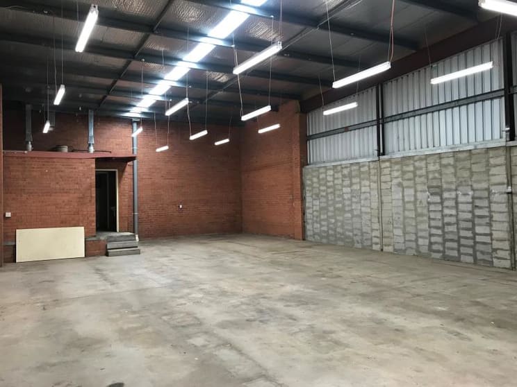 Click to view all images Cabramatta NSW 2166 - Image 3