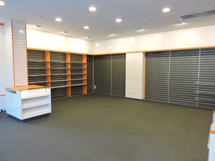 Click to view all images Shop 3/1 Hospital Boulevard Southport QLD 4215 - Image 3