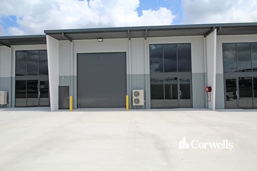 Click to view all images 4/2 Aliciajay Circuit Yatala QLD 4207 - Image 1