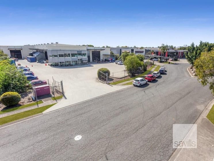 Click to view all images 35 Wentworth Place Banyo QLD 4014 - Image 2