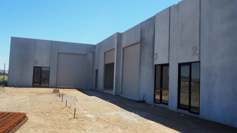Click to view all images 4/21-23 Futures Road Cranbourne West VIC 3977 - Image 2