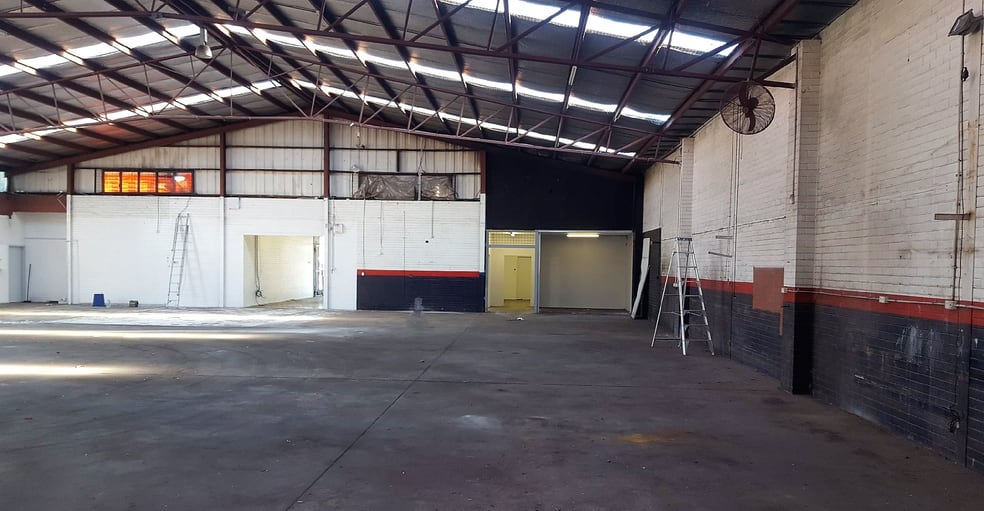 Click to view all images 152 Welshpool Road Welshpool WA 6106 - Image 2
