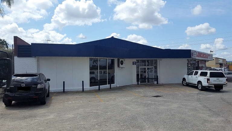 Click to view all images 152 Welshpool Road Welshpool WA 6106 - Image 1