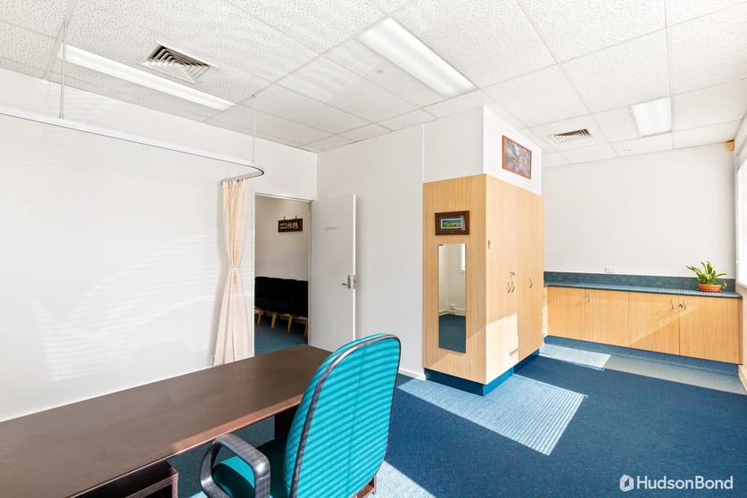 Click to view all images 219 High Street Road Ashwood VIC 3147 - Image 2