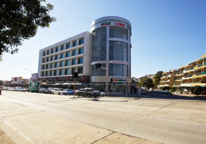 4112/834 Pittwater Road Dee Why NSW 2099 - Image 2