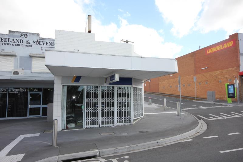 Click to view all images 31 Watsonia Road Watsonia VIC 3087 - Image 1