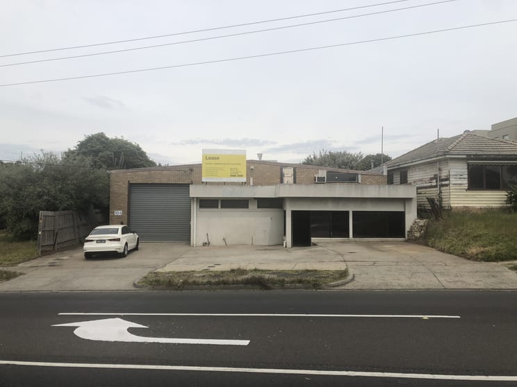 Click to view all images 104 White Street Mordialloc VIC 3195 - Image 2