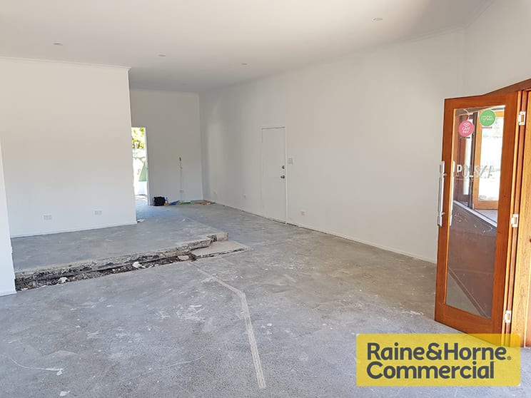 Click to view all images 83 York Street Nundah QLD 4012 - Image 3