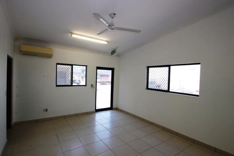 Click to view all images Unit 3/20 Willes Road Berrimah NT 0828 - Image 3