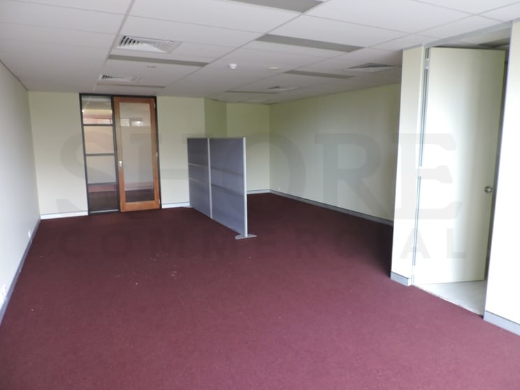 Click to view all images Belrose NSW 2085 - Image 1