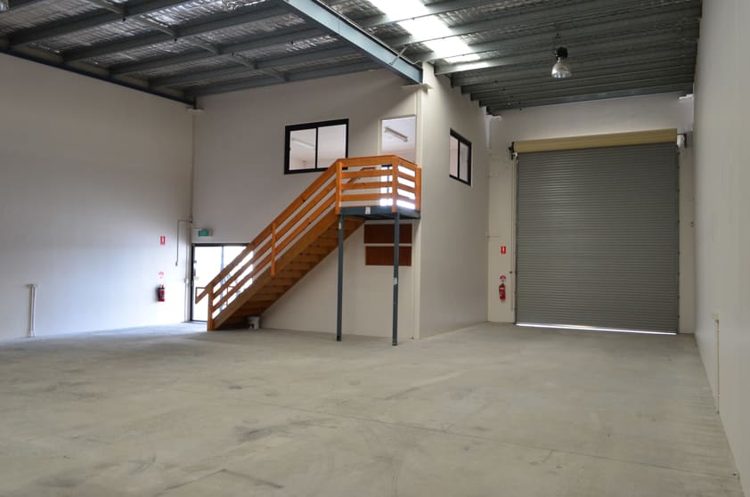 Click to view all images 2/29 Blanck Street Ormeau QLD 4208 - Image 3