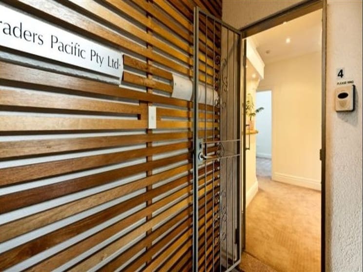 Click to view all images Suite 4, 442 New South Head Road Double Bay NSW 2028 - Image 1