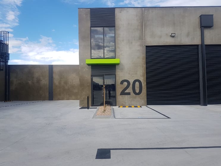 Click to view all images 20/2 Thomsons Road Keilor Park VIC 3042 - Image 1