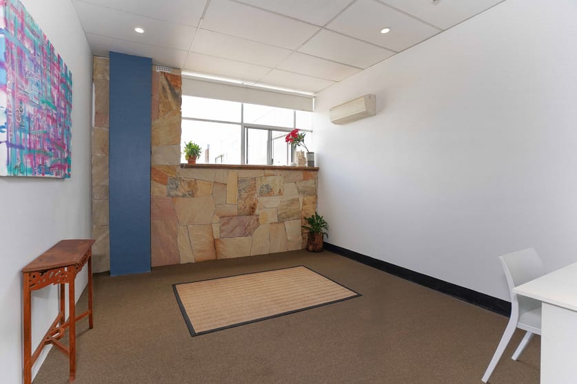 Click to view all images 18 Wattle Road Brookvale NSW 2100 - Image 3