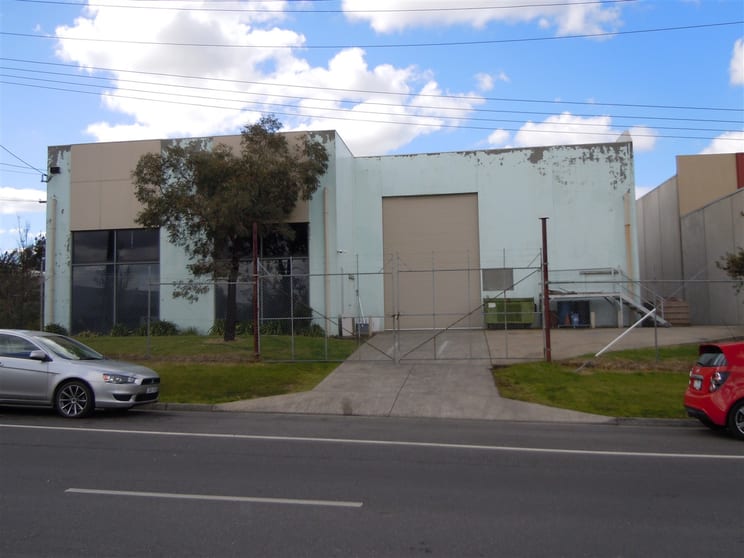 Click to view all images 17-19 Star Crescent Hallam VIC 3803 - Image 2