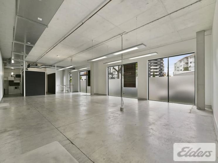 Click to view all images 27 Wyandra Street Newstead QLD 4006 - Image 3
