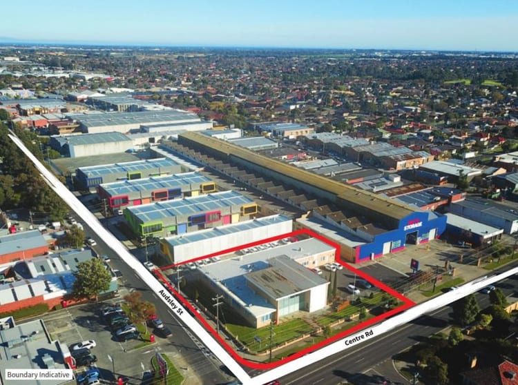 Click to view all images 1372-1374 Centre Road Clayton South VIC 3169 - Image 2