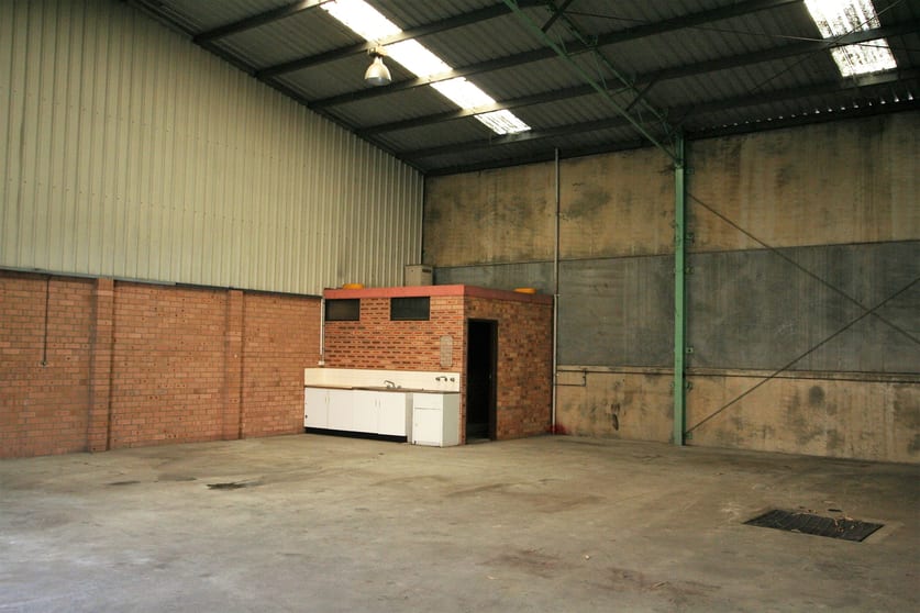 Click to view all images Shed 3/2 Carramere Road Muswellbrook NSW 2333 - Image 2