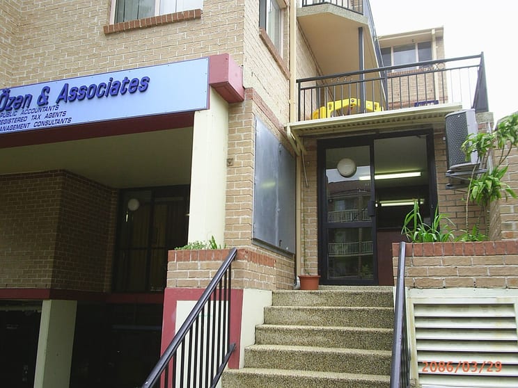Click to view all images 23-24/11 Macquarie Road Auburn NSW 2144 - Image 2