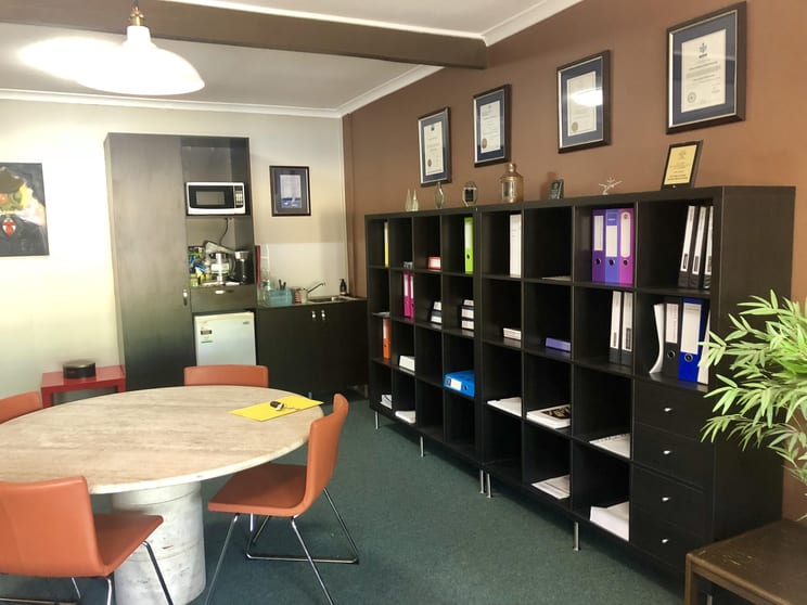 Click to view all images Suite 6/5 Davenport Street Southport QLD 4215 - Image 2