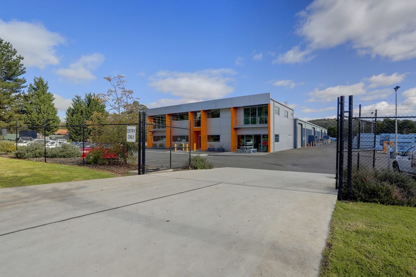 Click to view all images 1/22 Drapers Road Mittagong NSW 2575 - Image 2