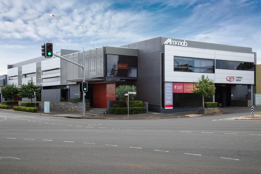 Click to view all images 4b/12 Neil Street Toowoomba City QLD 4350 - Image 2