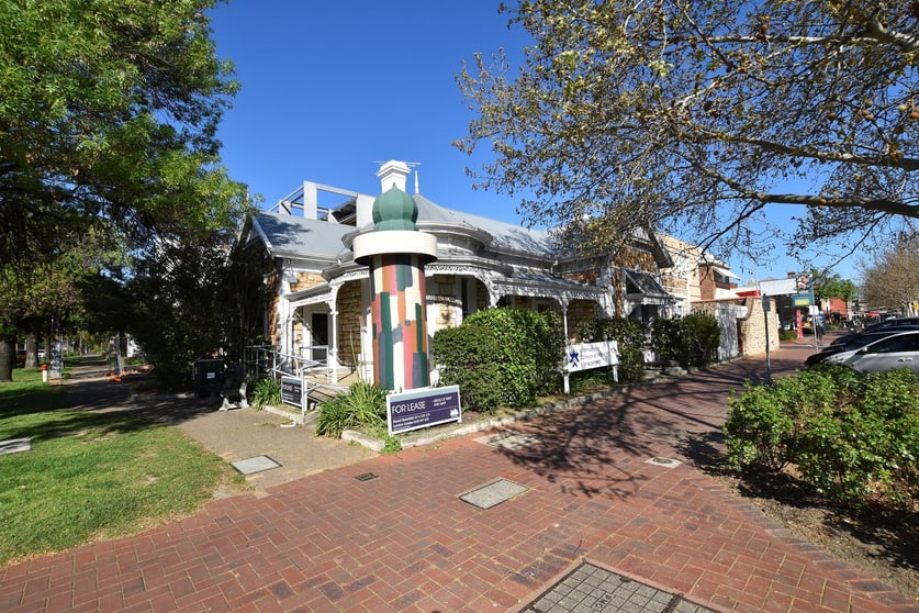 Portion/124 Hutt Street Adelaide SA 5000 - Image 2