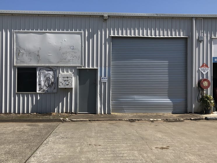 Click to view all images 4/18 Cook Drive Coffs Harbour NSW 2450 - Image 2