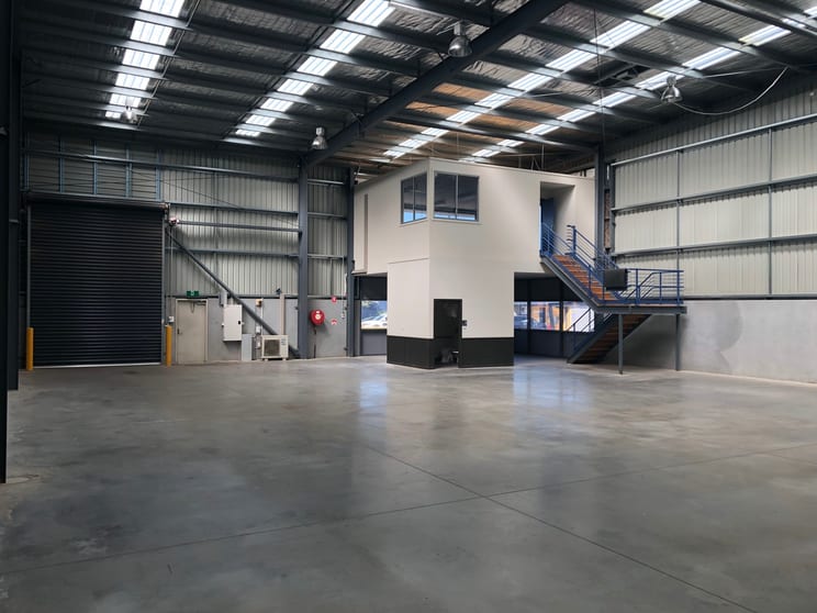Click to view all images 2/102-108 Bridge Road Keysborough VIC 3173 - Image 2